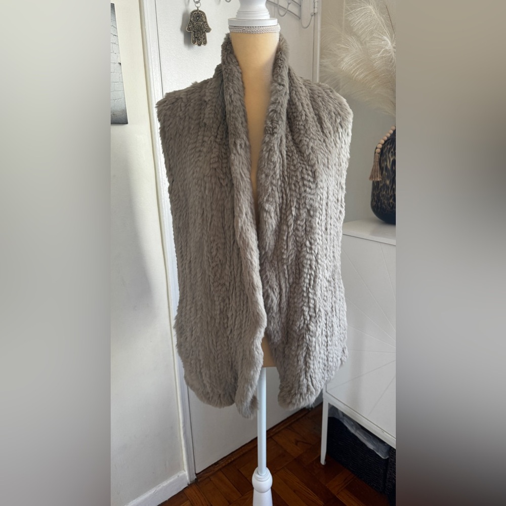 June Fur Vest / Gillet Never worn, immaculate condition.
